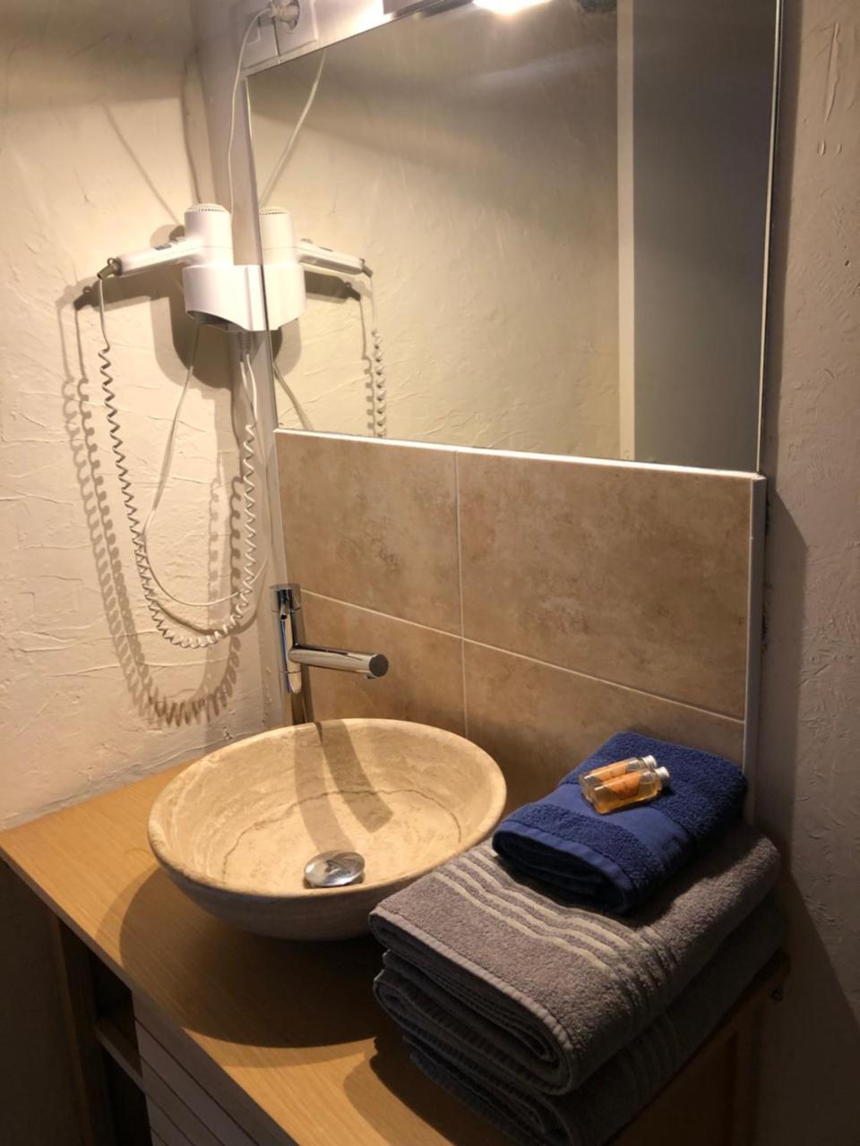 Cal Xandera Hotel Angoustrine Ngoại thất bức ảnh